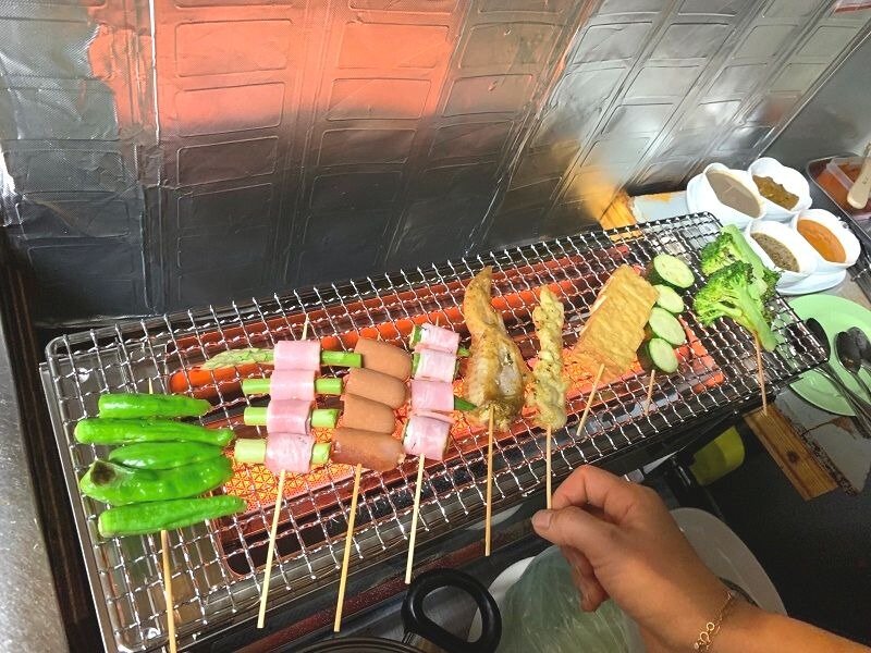 練馬「タイ風立呑 福道」本場の味を再現したタイ串焼き専門店