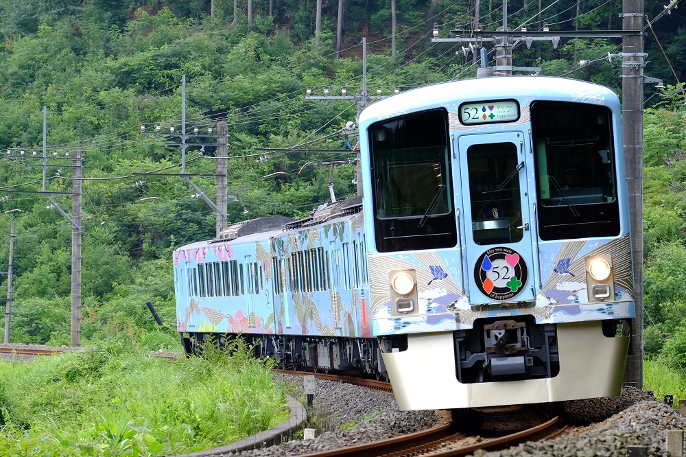 「52席の至福」×秩父鉄道　初の乗り入れ運行 ～秩父満喫ハピネストレイン～